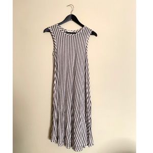 Casual off white/grey striped cotton dress